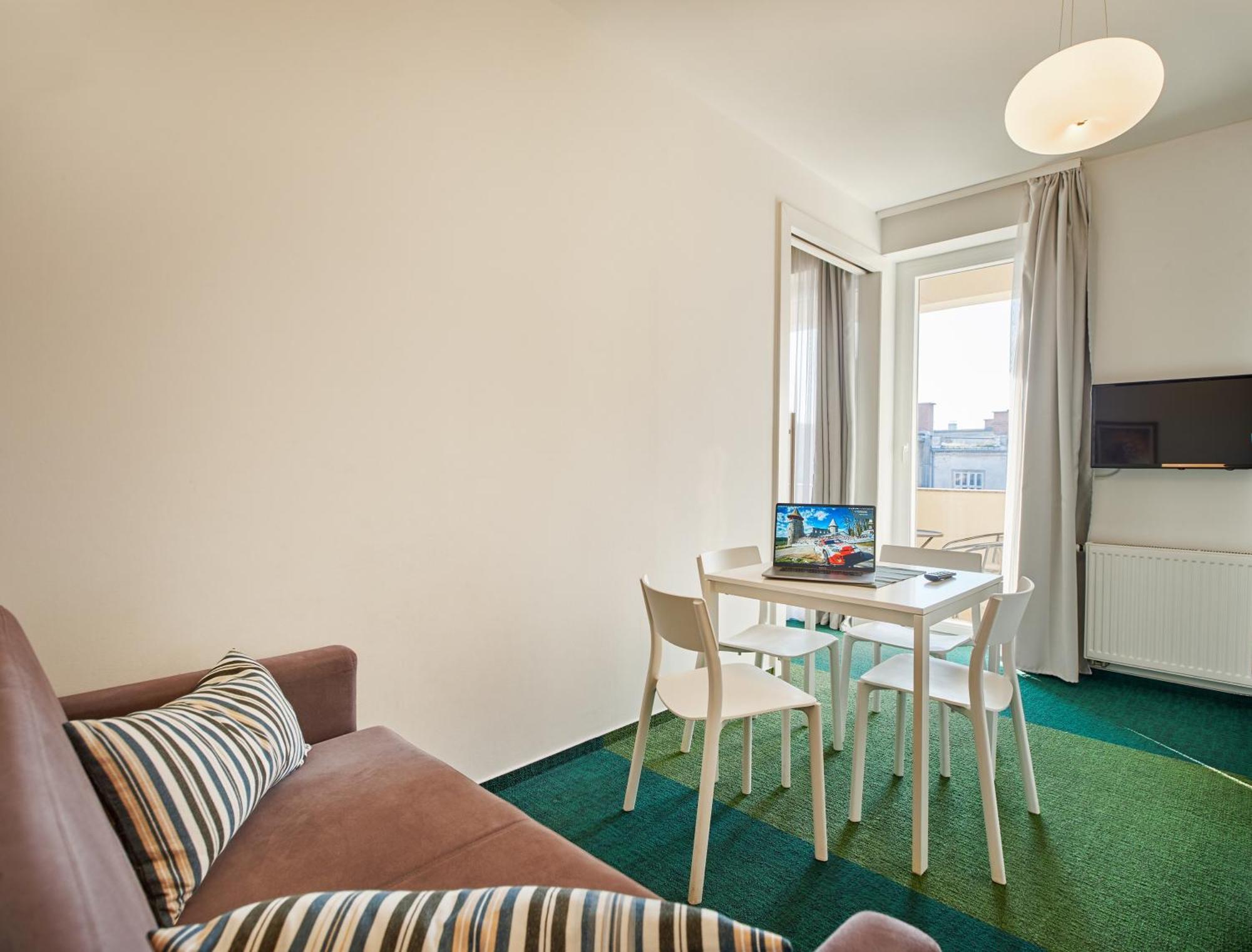 Skylux Apartments By Irundo Zagreb Buitenkant foto