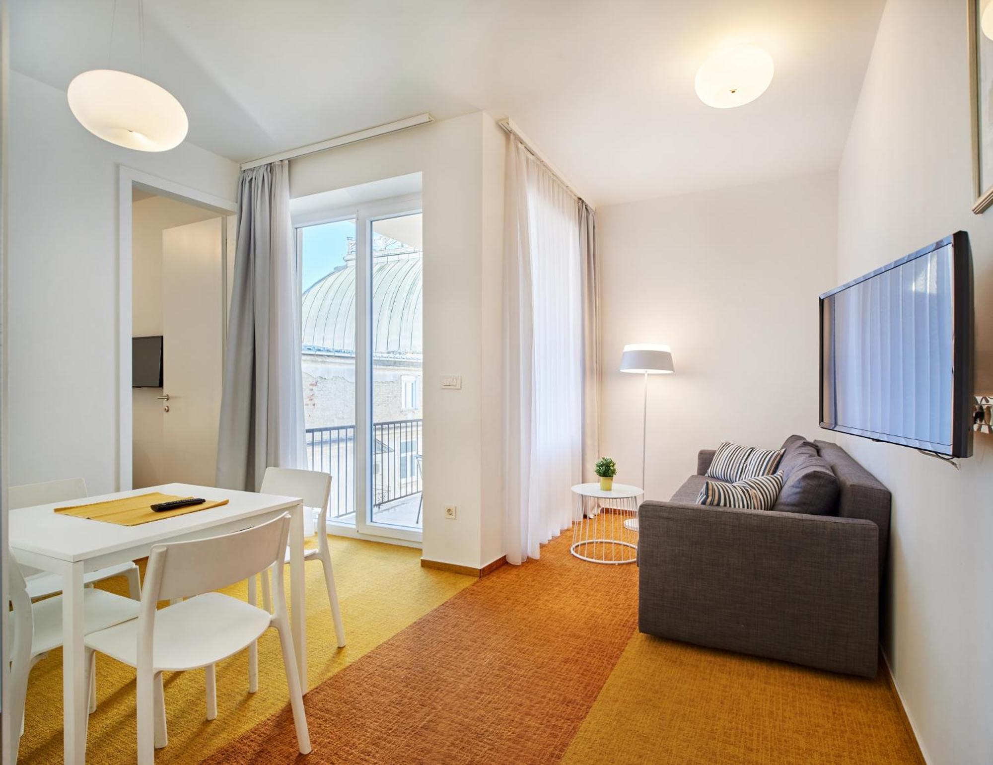 Skylux Apartments By Irundo Zagreb Buitenkant foto