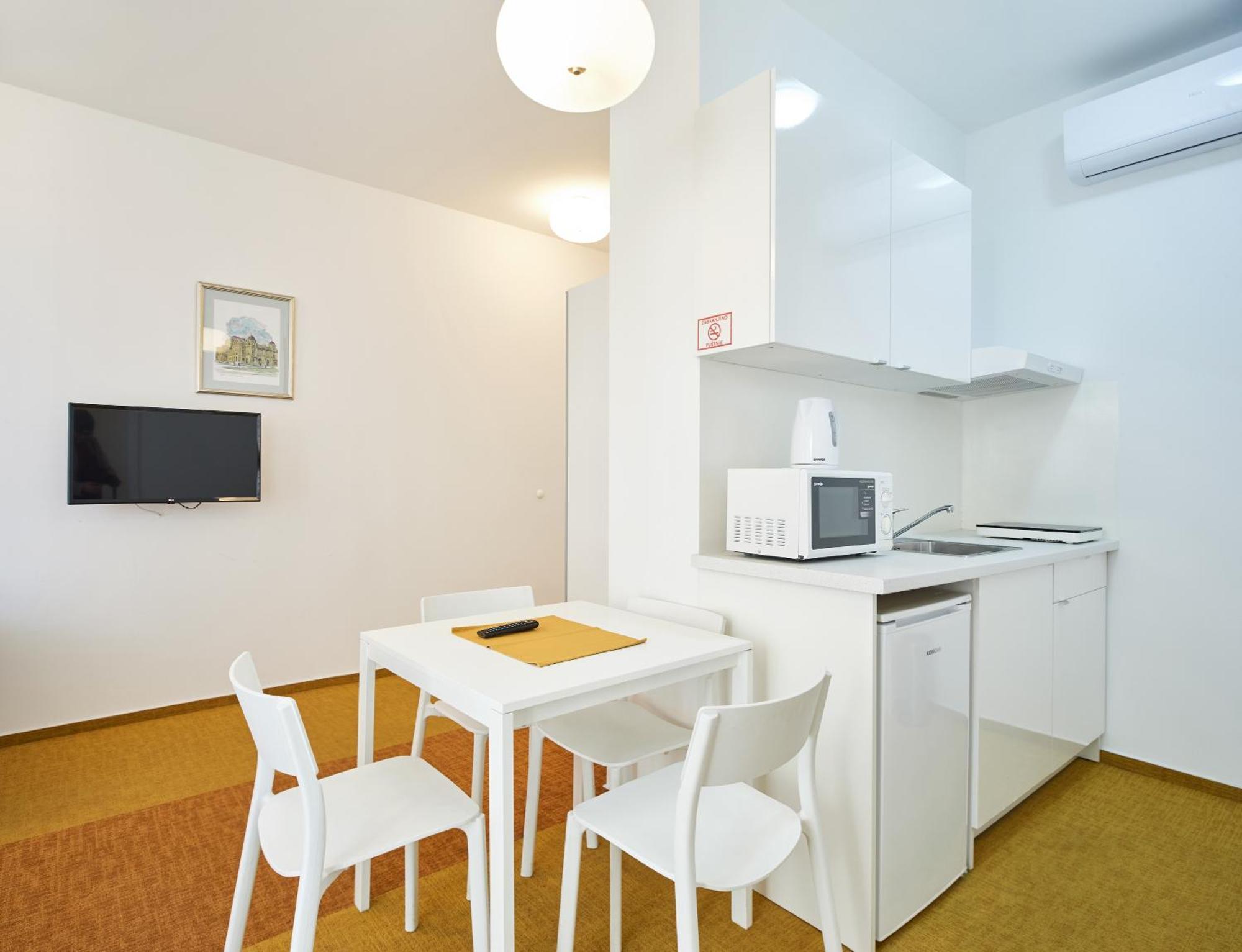 Skylux Apartments By Irundo Zagreb Buitenkant foto
